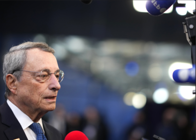 Draghi dà una sveglia all’Ue: “Bruxelles non rinvii le decisioni. Con Trump cambieranno le cose, dovremmo prenderne atto”
