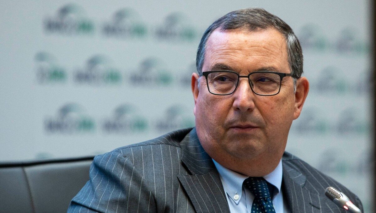 Mps, le ops di Lovaglio verso la bocciatura. Banco Bpm e Tesoro restano alla finestra Mps, le ops di Lovaglio verso la bocciatura. Banco Bpm e Tesoro restano alla finestra
