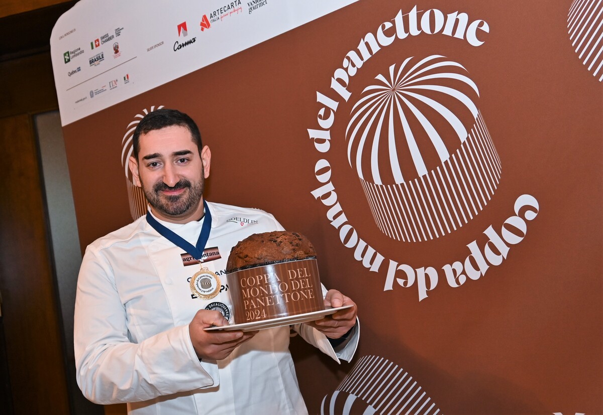 Coppa del Mondo del Panettone 2024 un simbolo che unisce il mondo Coppa del Mondo del Panettone 2024 un simbolo che unisce il mondo