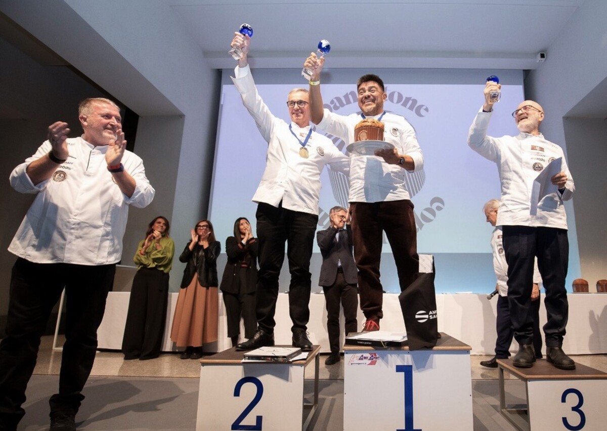 Coppa del Mondo del Panettone 2024 un simbolo che unisce il mondo Coppa del Mondo del Panettone 2024 un simbolo che unisce il mondo