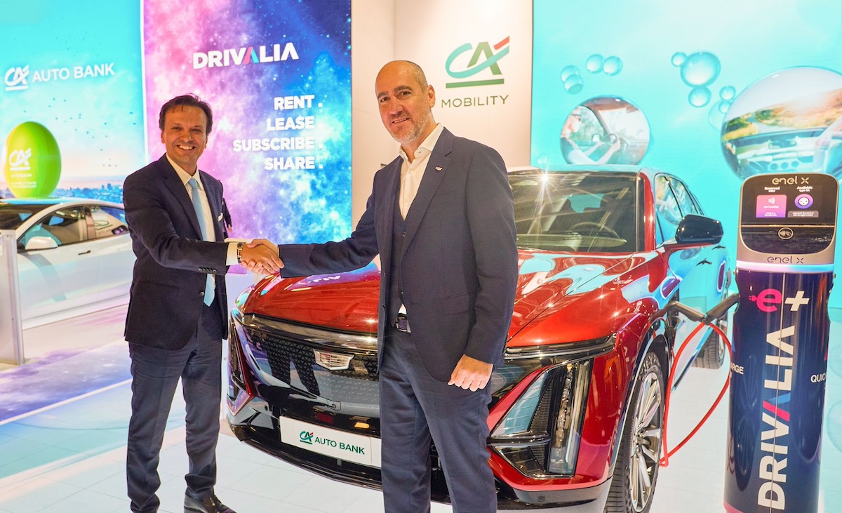 CA Auto Bank e GM Financial insieme per la mobilità elettrica di lusso