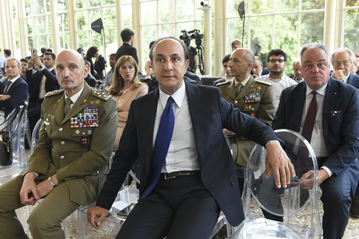 Salvatore Luongo è il nuovo comandante generale dei Carabinieri: ecco chi è l’uomo sui cui punta Crosetto Salvatore Luongo è il nuovo comandante generale dei Carabinieri: ecco chi è l’uomo sui cui punta Crosetto