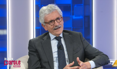 Ascolti tv, Gramellini (con D’Alema ospite) giù: ‘In Altre Parole Domenica’ grigia su La7. E De Martino-Paperissima Sprint…