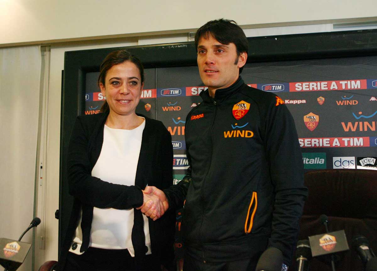 As Roma nel dramma, Rosella Sensi tira la volata a Montella: “Ma non so in che contesto andrebbe” As Roma nel dramma, Rosella Sensi tira la volata a Montella: “Ma non so in che contesto andrebbe”