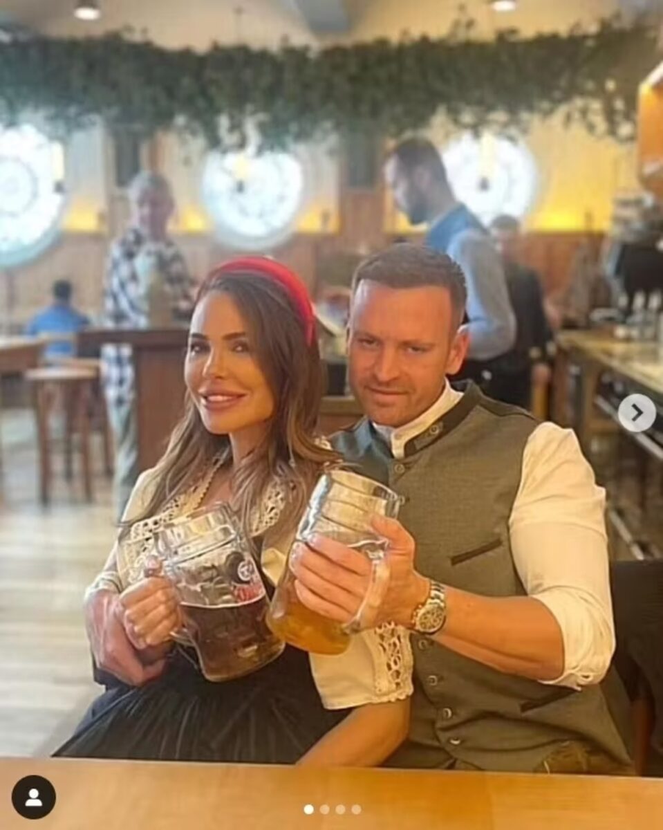 Ilary Blasi è incinta di Bastian Muller? Intanto lui le accarezza il pancino