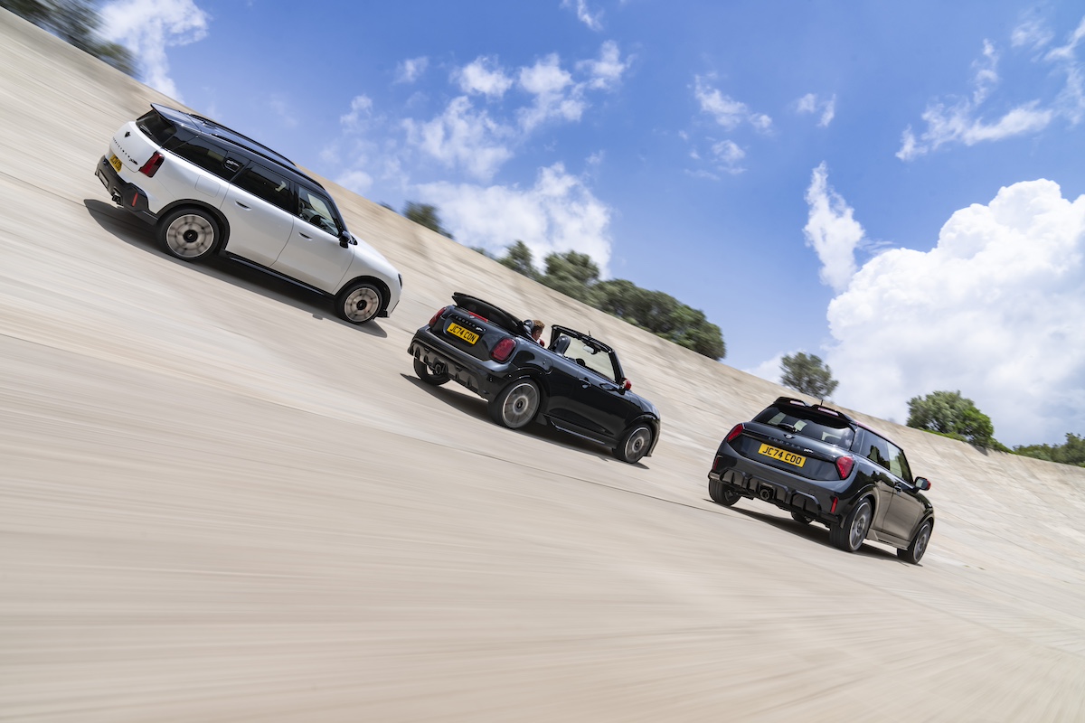 MINI lancia la nuova gamma John Cooper Works: prestazioni e design al massimo livello MINI lancia la nuova gamma John Cooper Works: prestazioni e design al massimo livello