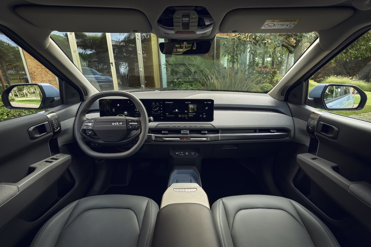 Kia EV3: Il SUV elettrico compatto che ridefinisce il segmento in Europa Kia EV3: Il SUV elettrico compatto che ridefinisce il segmento in Europa