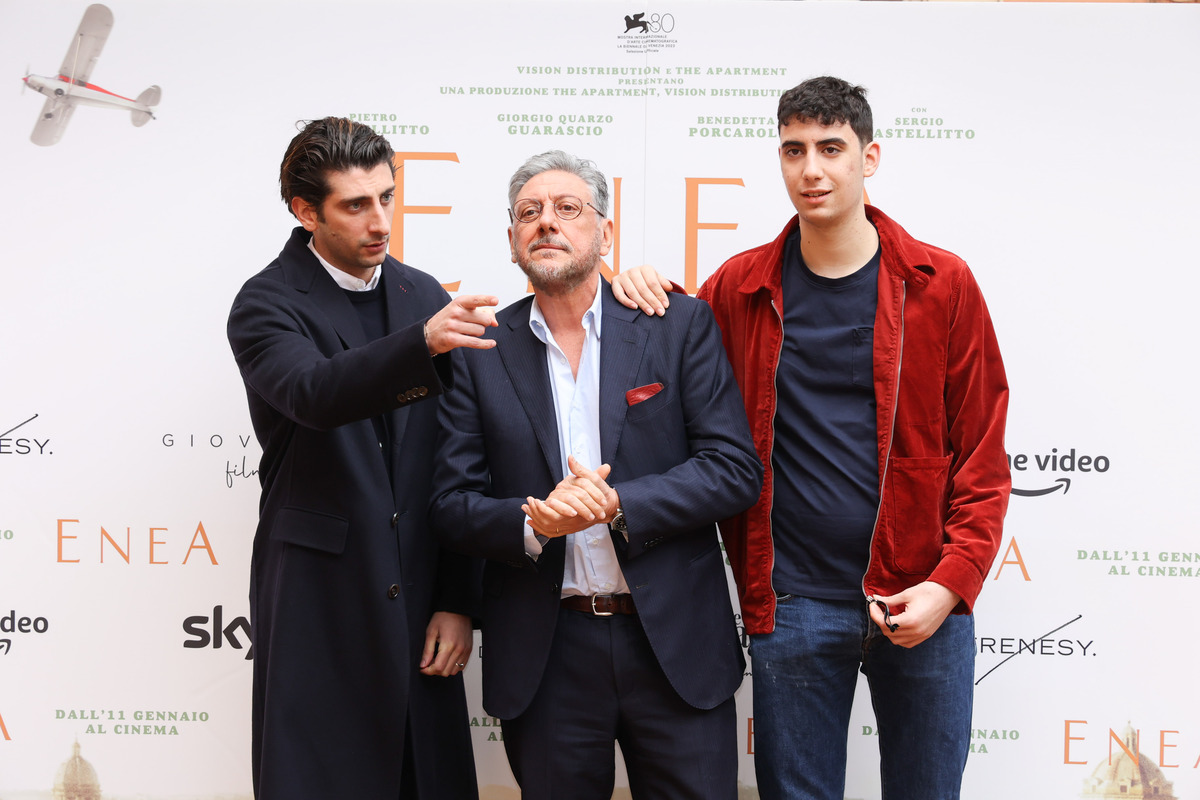 Sergio Castellitto lascia in polemica con Giuli la guida del centro di cinematografia: “Torno a curare il mio giardino” Sergio Castellitto lascia in polemica con Giuli la guida del centro di cinematografia: “Torno a curare il mio giardino”