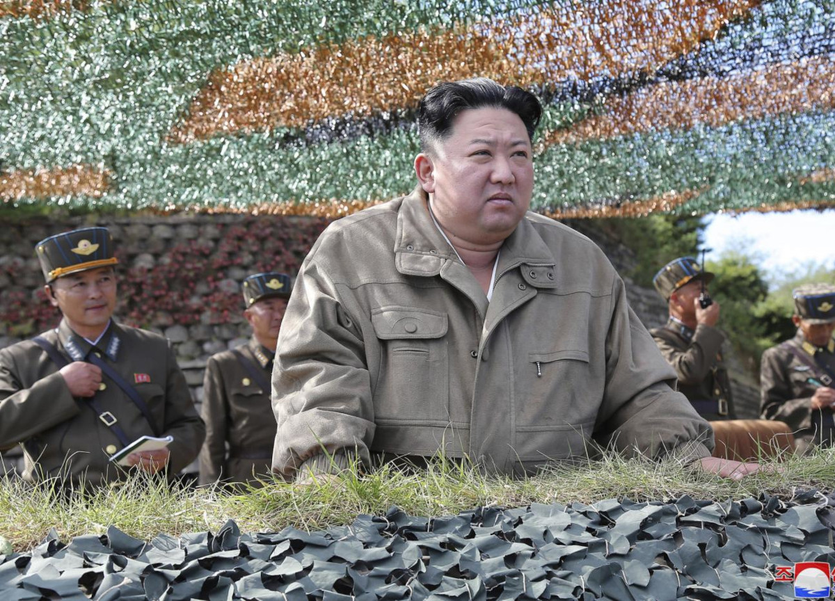 La Corea del Nord ordina la produzione di massa di droni kamikaze. L’ombra di Putin e la nuova minaccia mondiale La Corea del Nord ordina la produzione di massa di droni kamikaze. L’ombra di Putin e la nuova minaccia mondiale