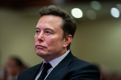 QI sopra la media, nessun hobby e pagati zero. Musk recluta i funzionari per il suo “ministero” Doge