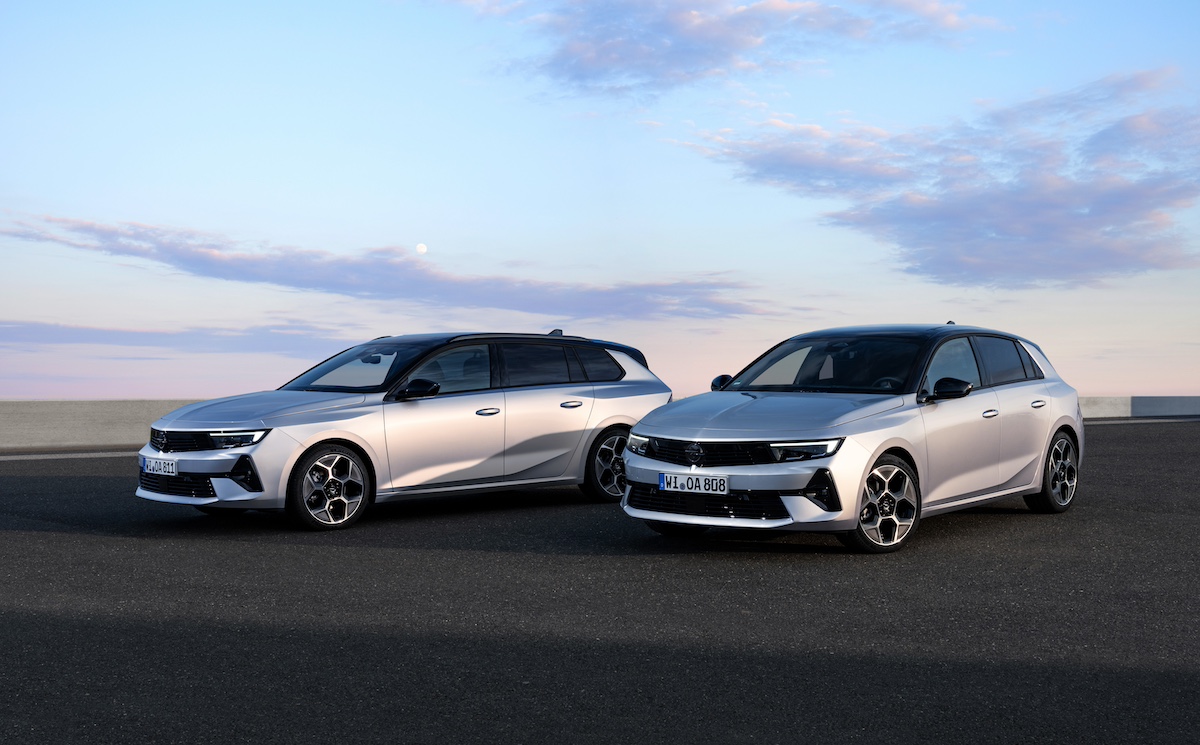 Opel Lancia la nuova gamma elettrica e sostenibile: dall’innovativo Grandland Electric al compatto Opel Rocks Electric Opel Lancia la nuova gamma elettrica e sostenibile: dall’innovativo Grandland Electric al compatto Opel Rocks Electric
