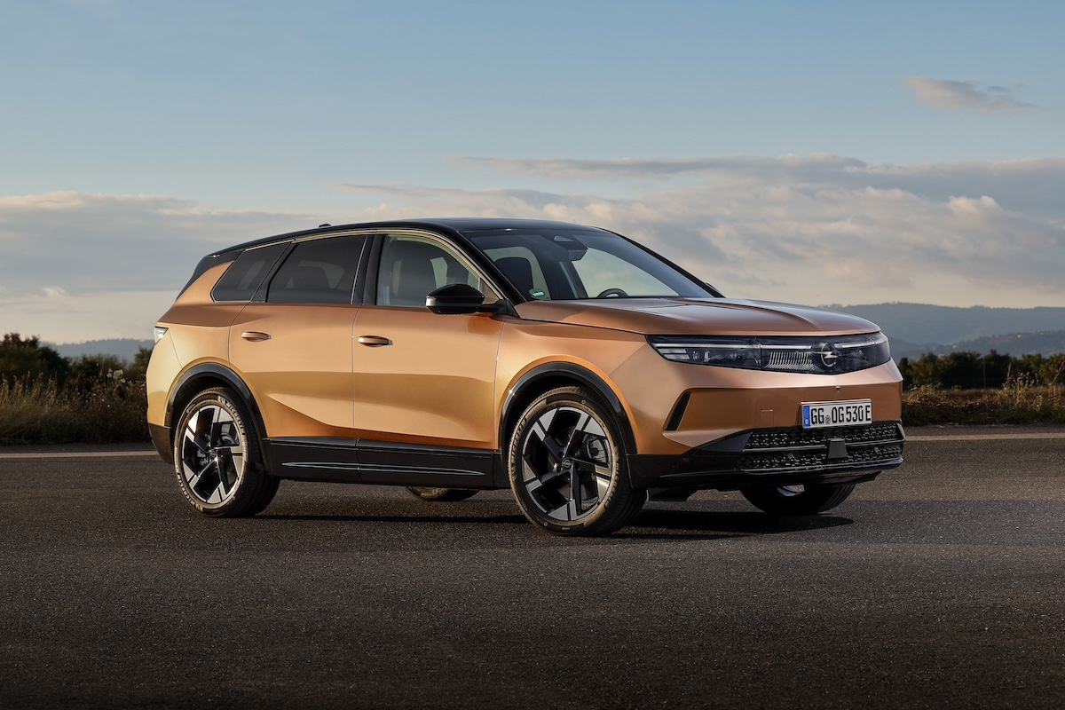 Opel Lancia la nuova gamma elettrica e sostenibile: dall’innovativo Grandland Electric al compatto Opel Rocks Electric Opel Lancia la nuova gamma elettrica e sostenibile: dall’innovativo Grandland Electric al compatto Opel Rocks Electric
