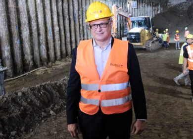 Roma per non “morire di traffico”, Gualtieri scrive ai dipendenti statali romani: “Potenziate lo smart working per la fine dell’anno”