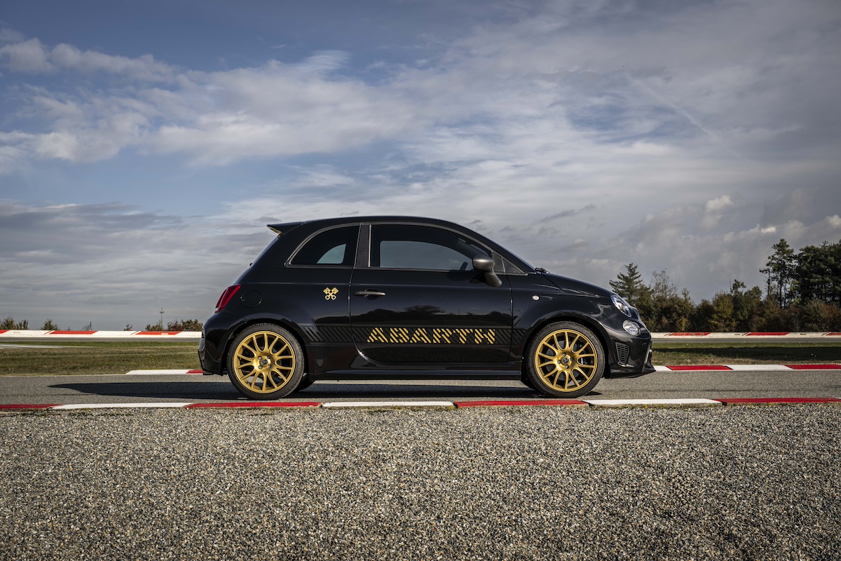 Abarth e Breil: un orologio da collezione per il 75° anniversario dello Scorpione