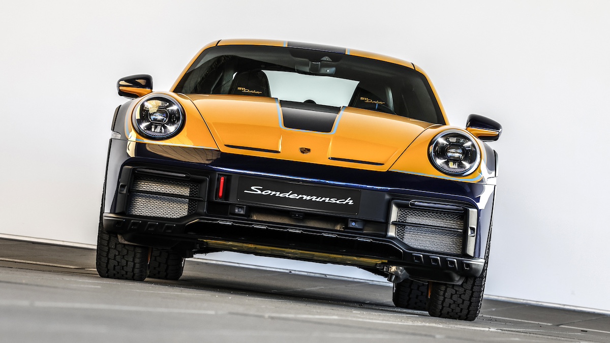 Porsche 911 Dakar Sonderwunsch: un esemplare unico consegnato a un collezionista italiano Porsche 911 Dakar Sonderwunsch: un esemplare unico consegnato a un collezionista italiano