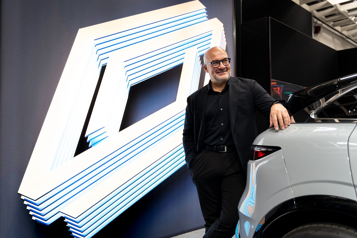Il Futuro dell’Auto Europea: la Visione di Raffaele Fusilli, CEO di Renault Italia, su sfide normative, costi e transizione elettrica Il Futuro dell’Auto Europea: la Visione di Raffaele Fusilli, CEO di Renault Italia, su sfide normative, costi e transizione elettrica