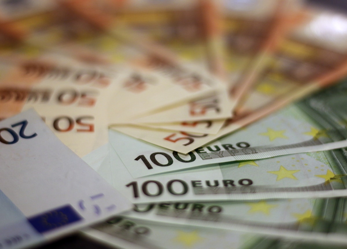 I Poteri Corti – 748 mila I Poteri Corti – 748 mila