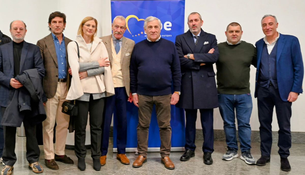 Milano, Repubblicani aderiscono a Forza Italia. Sorte: “Allarghiamo ulteriormente i nostri confini” Milano, Repubblicani aderiscono a Forza Italia. Sorte: “Allarghiamo ulteriormente i nostri confini”