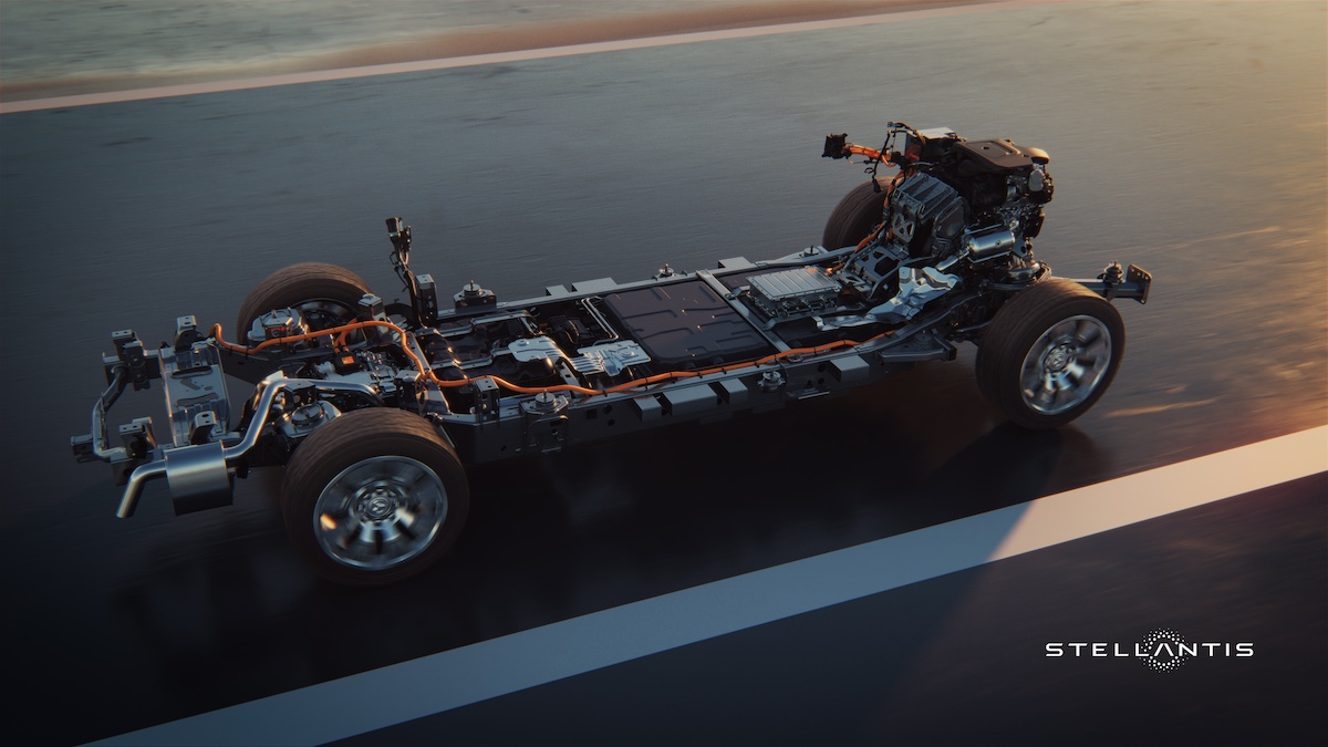 Stellantis lancia la piattaforma STLA Frame: tecnologia multi-energia BEV-by-design per SUV e pick-up Stellantis lancia la piattaforma STLA Frame: tecnologia multi-energia BEV-by-design per SUV e pick-up