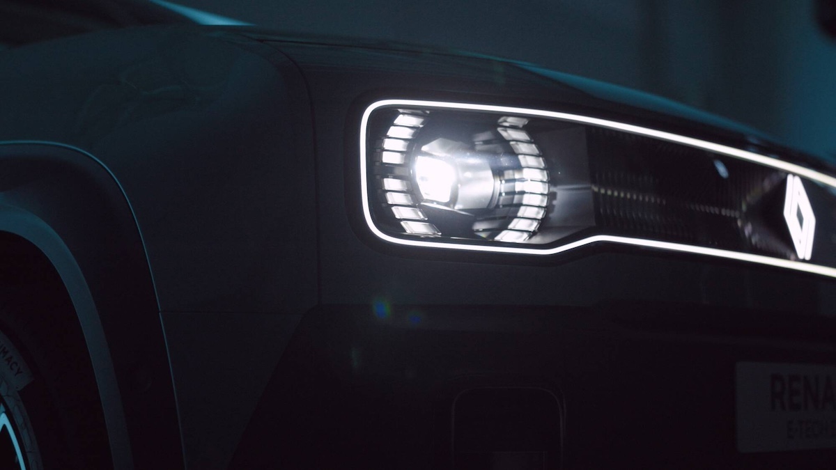 Renault 4 E-Tech Electric: la tecnologia LED che ridefinisce il design dei fari delle auto Renault 4 E-Tech Electric: la tecnologia LED che ridefinisce il design dei fari delle auto