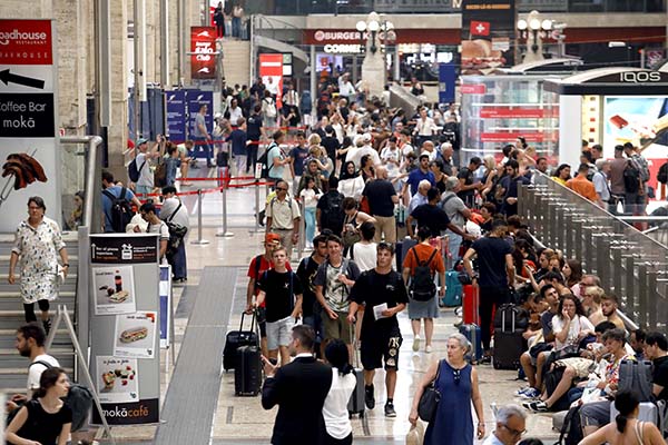 Confermato da parte dei sindacati lo sciopero dei trasporti di 24 ore Confermato da parte dei sindacati lo sciopero dei trasporti di 24 ore