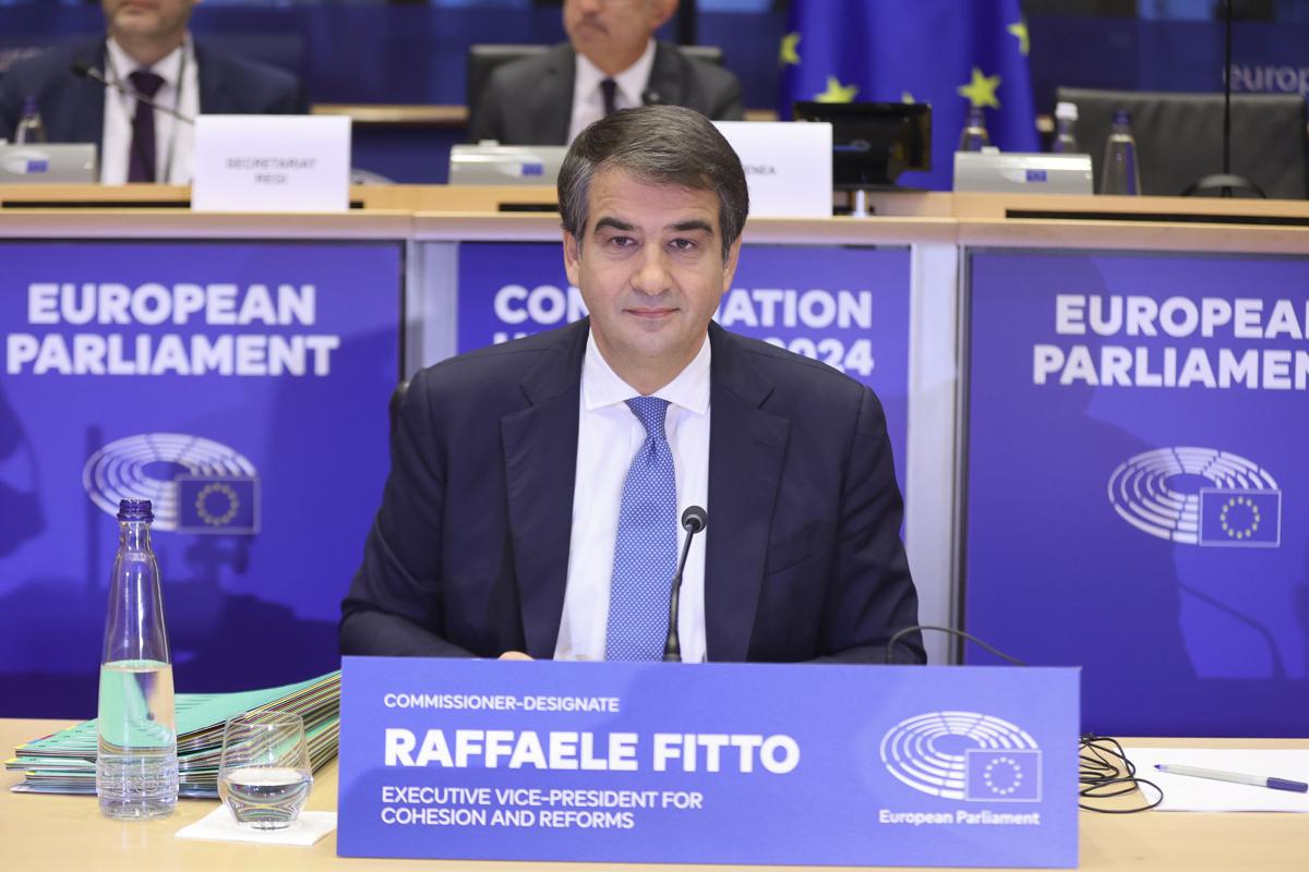 Ue, Fitto e Ribera saranno vicepresidenti: trovato l’accordo. Meloni: l’Italia ritrova centralità Ue, Fitto e Ribera saranno vicepresidenti: trovato l’accordo. Meloni: l’Italia ritrova centralità
