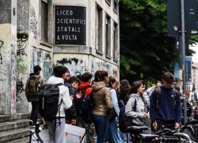 La classifica dei migliori licei italiani, il top? Il Volta di Milano. Sorprese nel 2024, brilla un classico di Roma