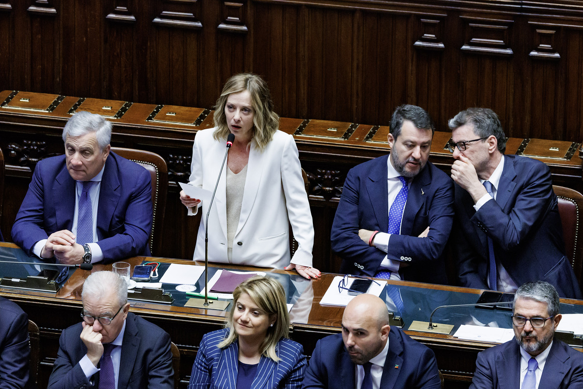 Manovra, spunta il bonus da 500€ per studiare l’inglese e fare sport. Pensioni minime verso il rialzo a 623€ Manovra, spunta il bonus da 500€ per studiare l’inglese e fare sport. Pensioni minime verso il rialzo a 623€