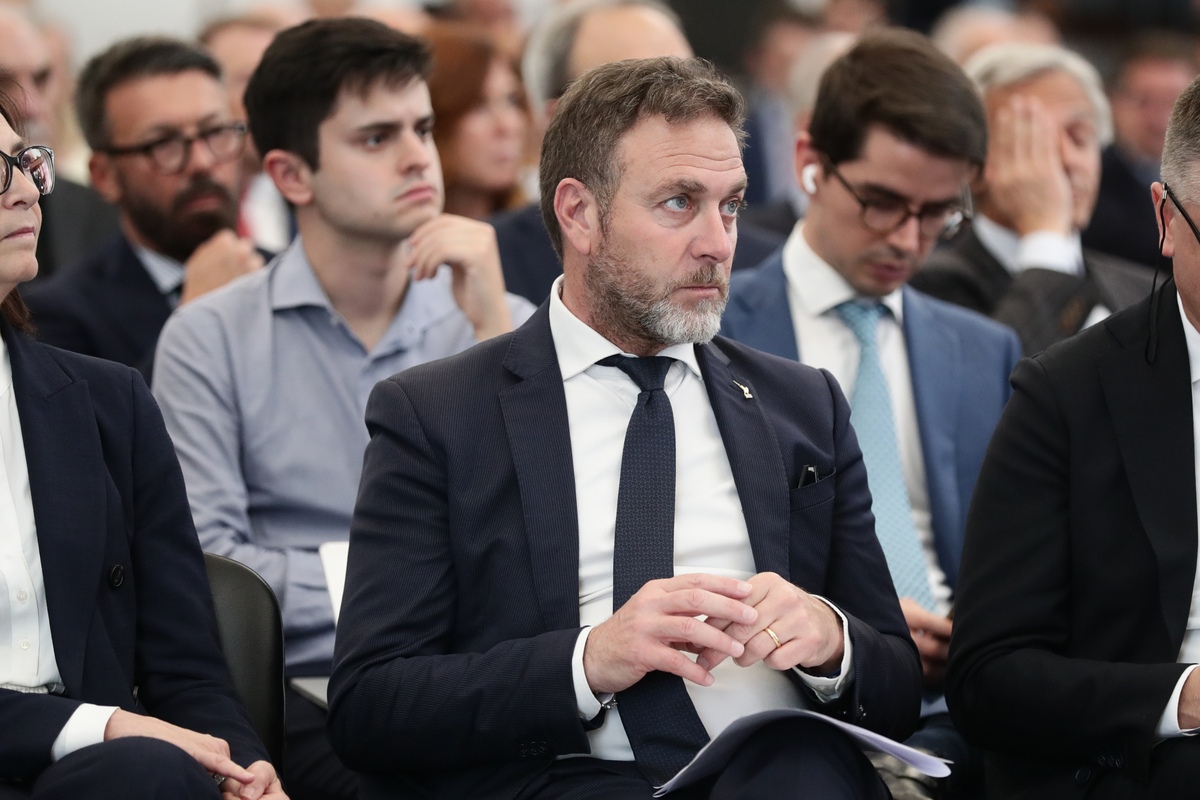 Liguria, Piana (Lega) scagionato per i festini: “Strano tempismo dei magistrati, danni incalcolabili” Liguria, Piana (Lega) scagionato per i festini: “Strano tempismo dei magistrati, danni incalcolabili”