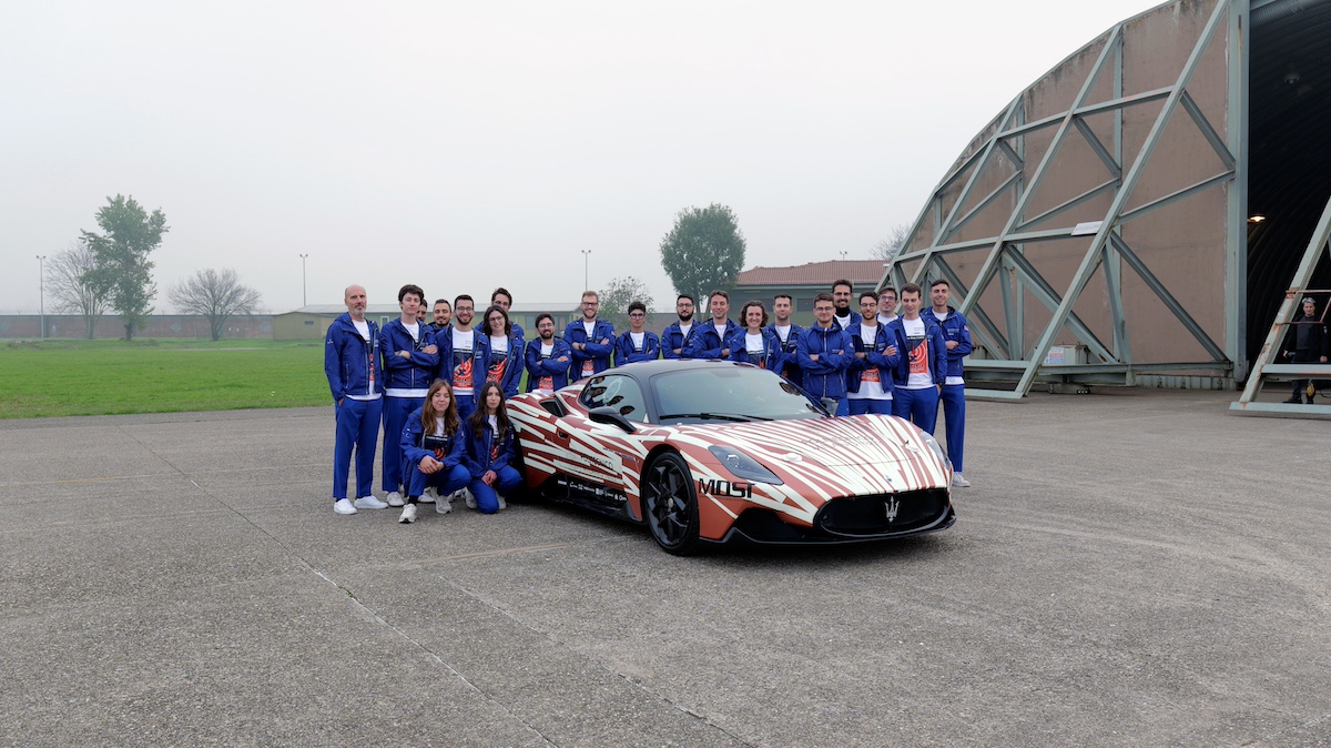 Bridgestone e Politecnico di Milano: record mondiale di velocità per un’auto a guida autonoma