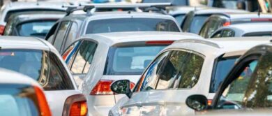 Auto si ribalta a seguito di un incidente in tangenziale a Milano: code fino a 9 kilometri