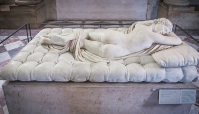 Gruppo L’Oréal e Museo del Louvre: lanciata l’iniziativa ‘De toutes beautés!’