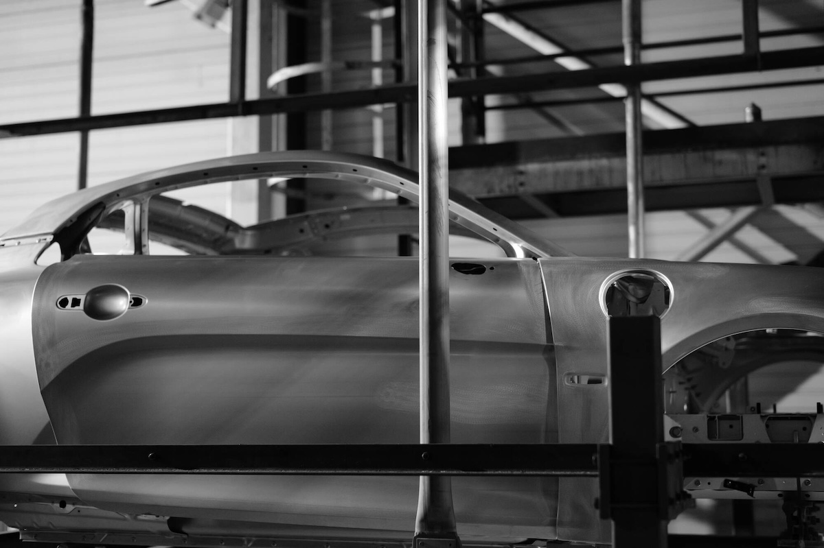 Alpine A110 Monochromatic: l’arte in bianco e nero di Mathieu Cesar Alpine A110 Monochromatic: l’arte in bianco e nero di Mathieu Cesar