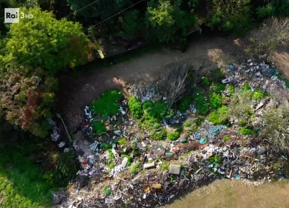 Giubileo, Porta Santa e cantieri profani: Report fa le pulci ai lavori di Roma. Tutti i ritardi di una città in ginocchio Giubileo, Porta Santa e cantieri profani: Report fa le pulci ai lavori di Roma. Tutti i ritardi di una città in ginocchio