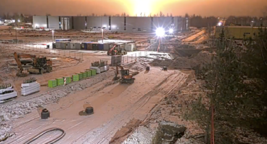 Lituania, cargo si schianta contro una casa a Vilnius. Il video dell’incidente