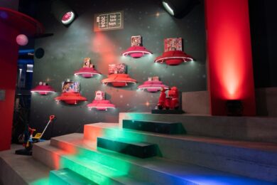 Amazon apre un pop-up store a Milano: tra IA e Made in Italy, così parte la corsa al Black Friday