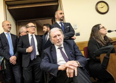 De Raho convocato in Procura da Cantone, vuole sentirlo per il caso dei dossieraggi legato a Striano