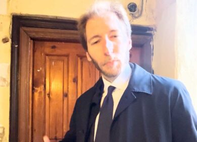 Il Comune di Roma si è “perso” un palazzo con vista Colosseo. “E’ abbandonato”, la denuncia di Forza Italia