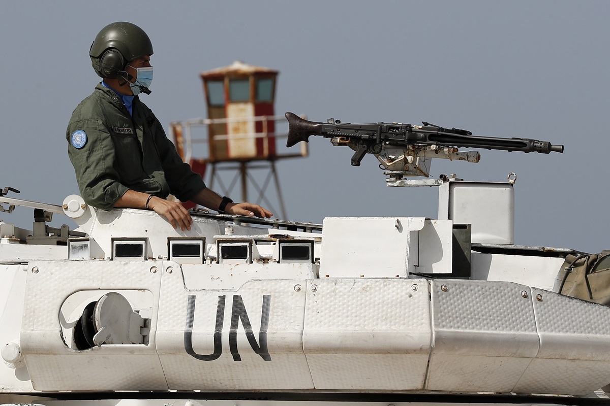 Guerra Israele, il Libano accusa Netanyahu: “Già violato il cessate il fuoco, bombe su Hezbollah” Guerra Israele, il Libano accusa Netanyahu: “Già violato il cessate il fuoco, bombe su Hezbollah”