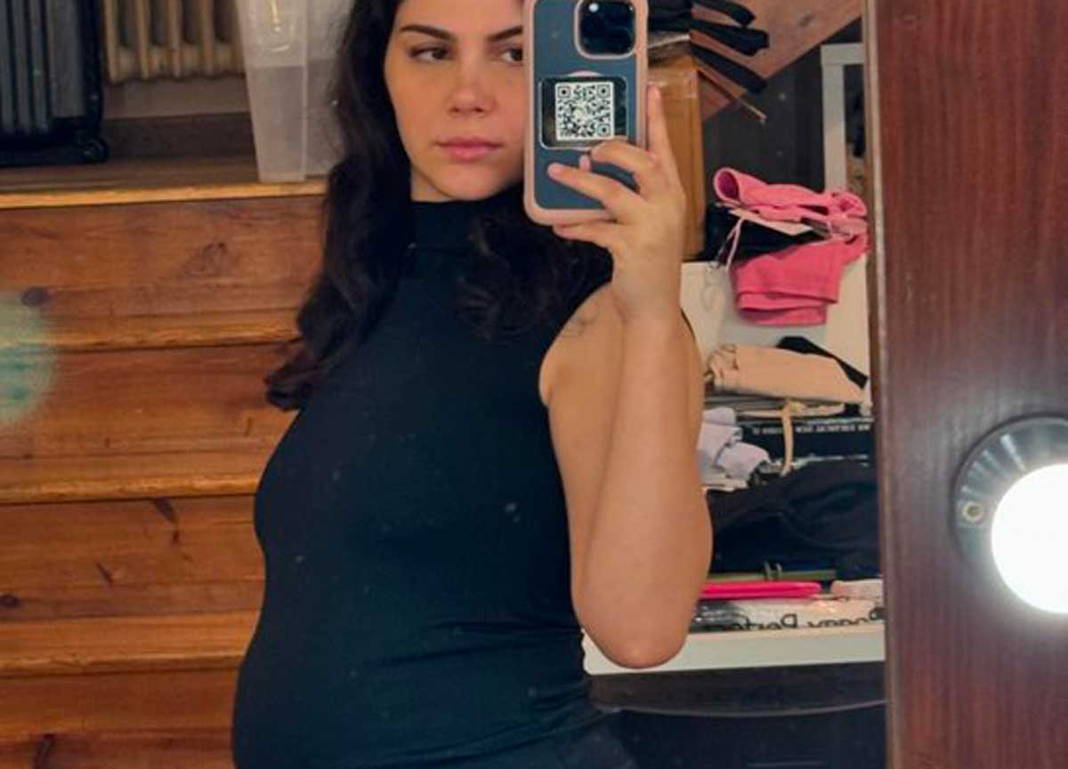 Valentina Nappi incinta coperta di insulti sui social: tre giorni dopo la giornata contro la violenza sulle donne Valentina Nappi incinta coperta di insulti sui social: tre giorni dopo la giornata contro la violenza sulle donne