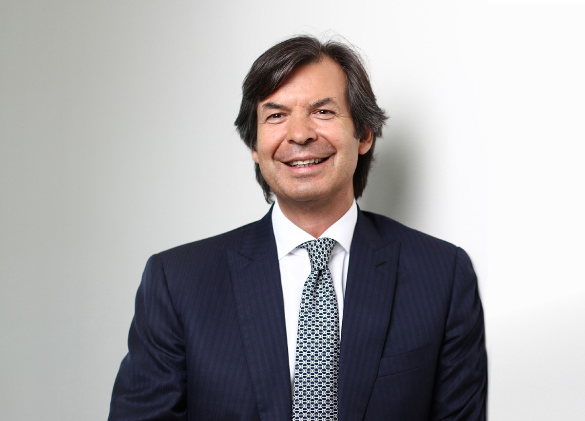 Intesa Sanpaolo, Messina: “L’Ue si salva solo se utilizza gli eurobond”. Sul risiko del credito invece…