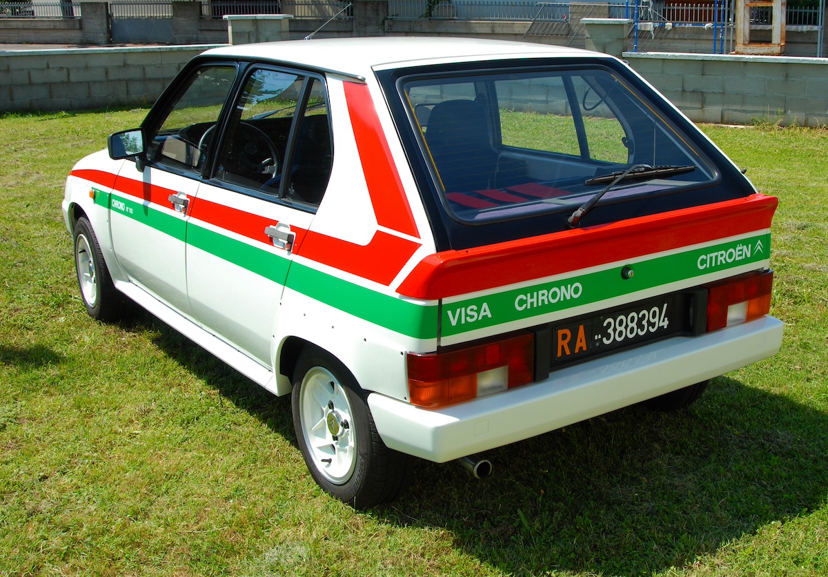 Citroën VISA «Chrono» n° 102: il restauro che riporta in vita un’icona tricolore Citroën VISA «Chrono» n° 102: il restauro che riporta in vita un’icona tricolore