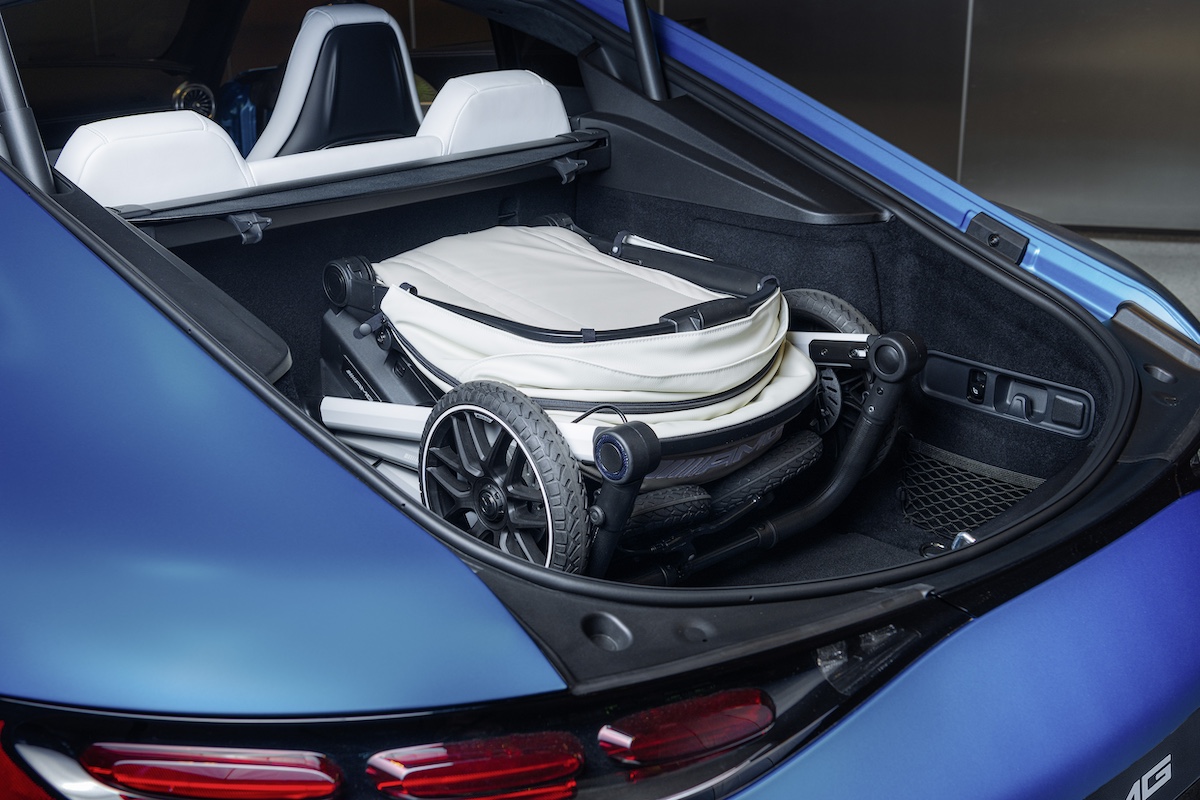 Mercedes-Benz e Hartan rivoluzionano il mercato con il nuovo passeggino “Performance”