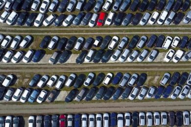 Aumento della tassazione sulle auto aziendali: un autogol per industria ed erario
