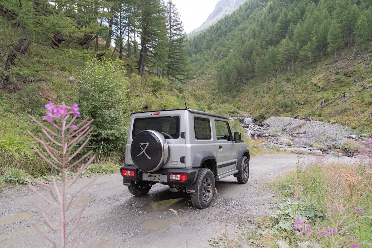 Suzuki Jimny Mata: l’edizione limitata diventa un’icona da collezione Suzuki Jimny Mata: l’edizione limitata diventa un’icona da collezione