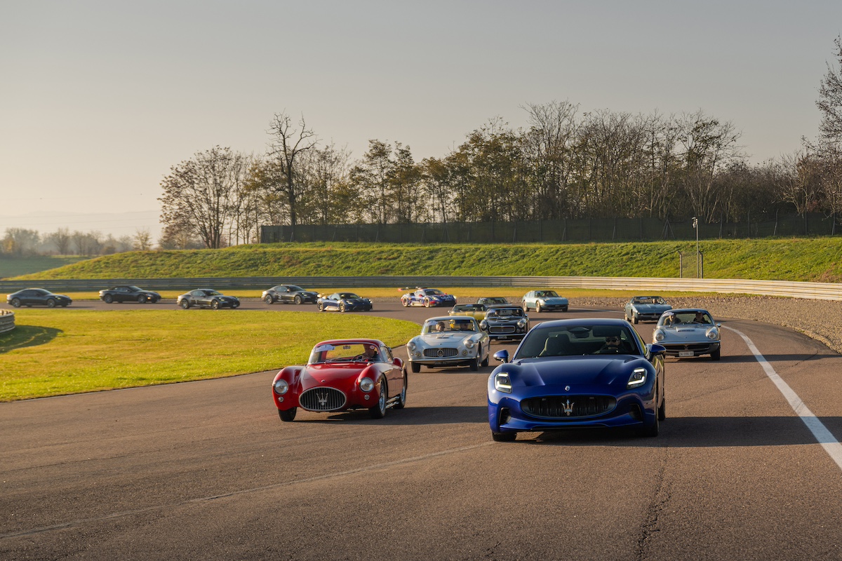 Maserati celebra i 110 anni con la Tridente Experience: un omaggio alla storia e al lusso Maserati celebra i 110 anni con la Tridente Experience: un omaggio alla storia e al lusso