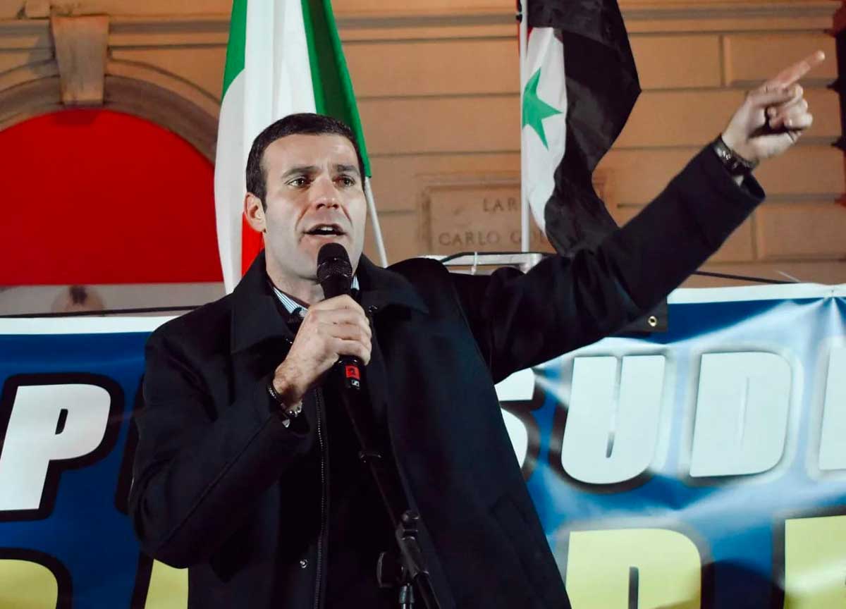 Comunali Roma 2026: Nicola Colosimo lancia il guantone di sfida al Pd di Gualtieri e ai Fratelli d’Italia della cugina Chiara Colosimo Comunali Roma 2026: Nicola Colosimo lancia il guantone di sfida al Pd di Gualtieri e ai Fratelli d’Italia della cugina Chiara Colosimo
