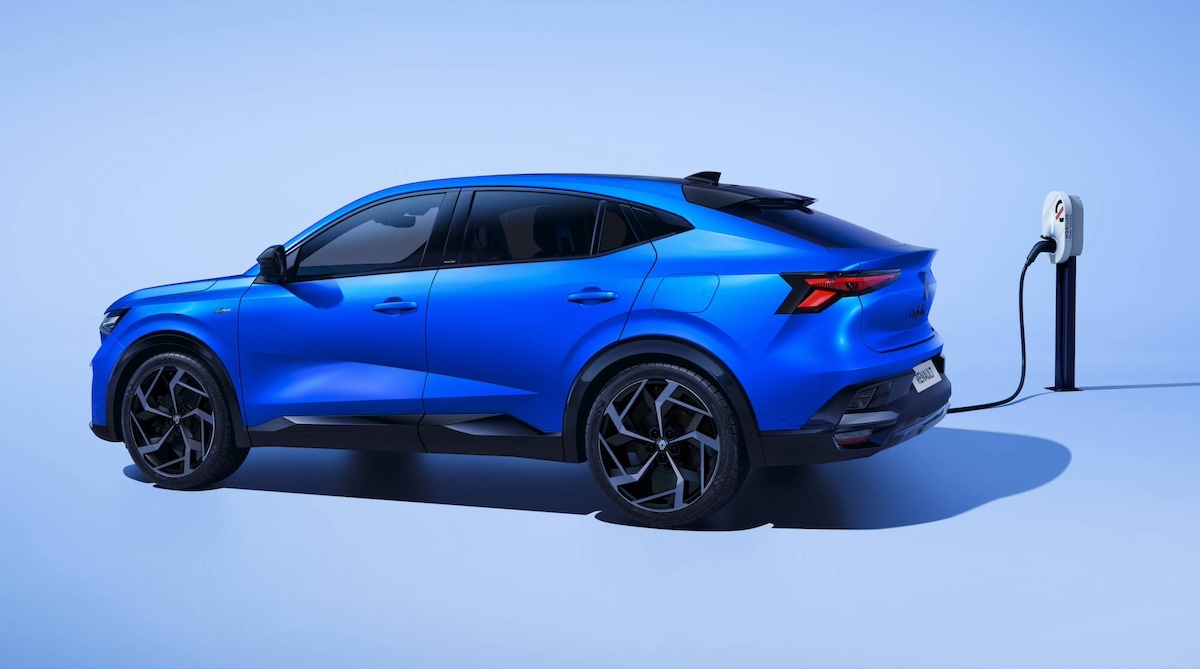 Renault Rafale E-Tech 4×4 300 CV: la nuova frontiera dell’ibrido plug-in Renault Rafale E-Tech 4×4 300 CV: la nuova frontiera dell’ibrido plug-in