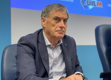 Stellantis, “Tavares lasci i 100 milioni ai nostri stabilimenti. Elkann deve riportare la produzione di auto in Italia”