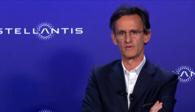 Stellantis, altro che Italia: il mercato chiave sono gli Stati Uniti. E per il rilancio negli Usa Elkann sceglie il super manager Palmer